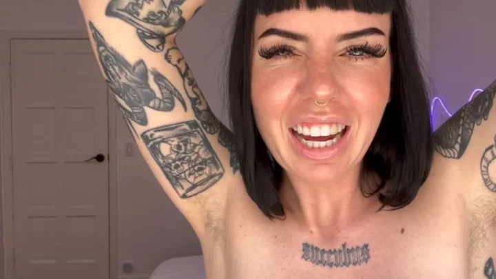 Scarlett Cummings – Hairy Armpit Pervert