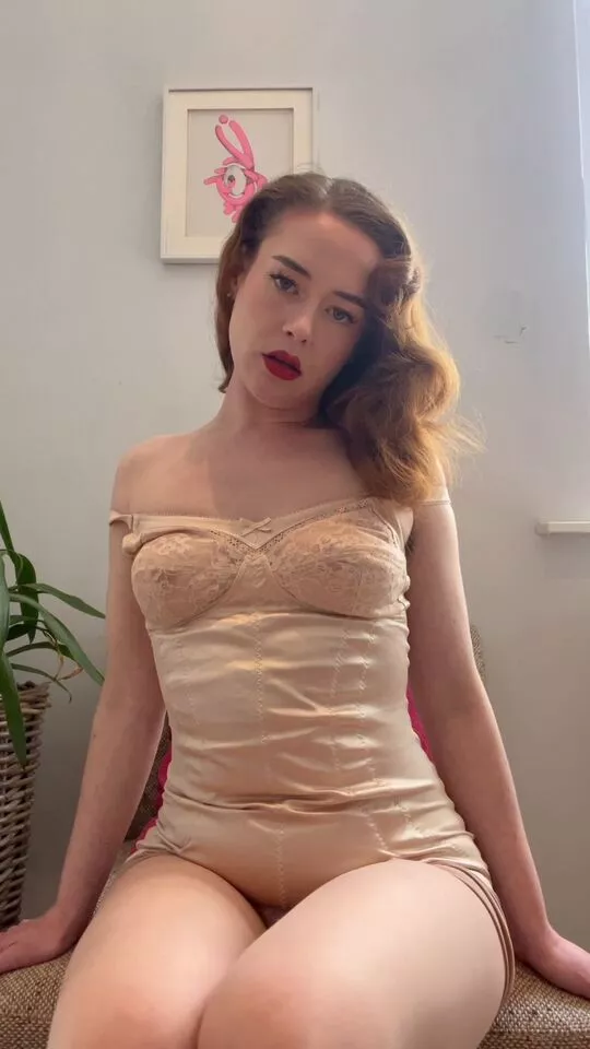 Rita Peach – Ass Worship Cum Countdown Joi