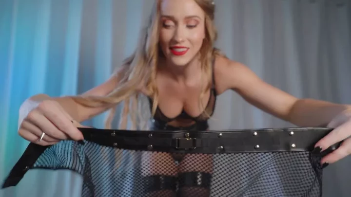 Screenshot 4 from Scarlet Chase – Bts Honey Birdette Lingerie Try On Haul