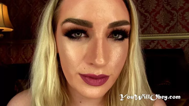 Screenshot 2 from Ruby Enraylls – Mesmerizing Lips You To Inhale