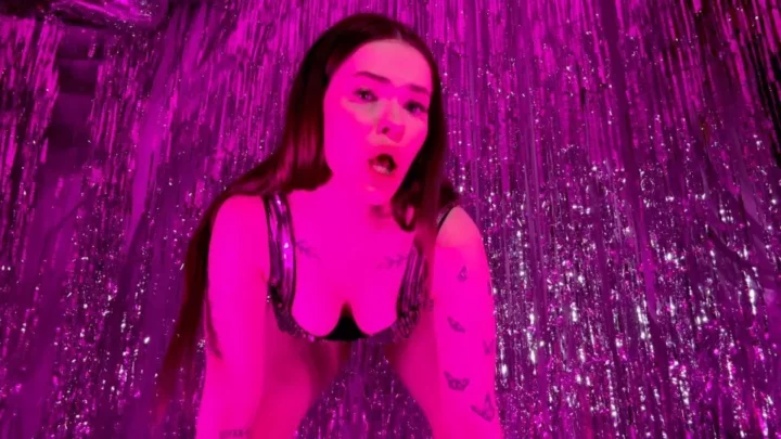 Screenshot 3 from Thecherrygirl – Club Domination