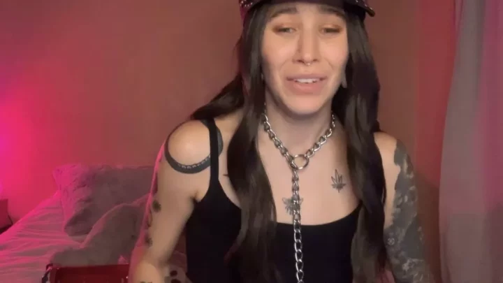 Screenshot 3 from Servemickey – Femme Domme Sph