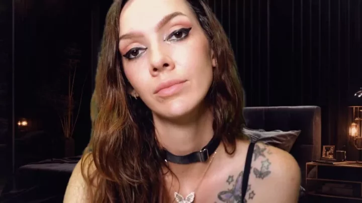 Screenshot 3 from Destines Dungeon – Domme Burps In Your Face