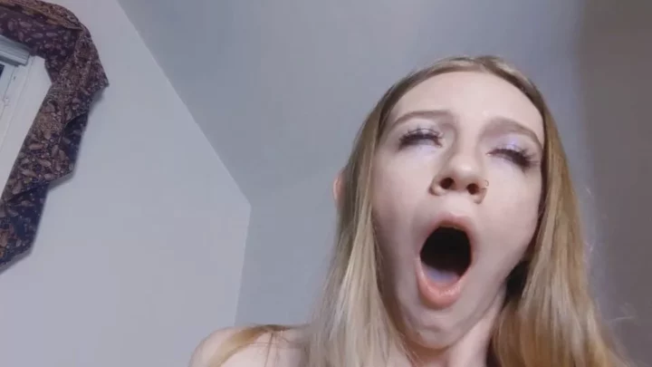 Screenshot 3 from Lucy Spanks – Beautiful Agony