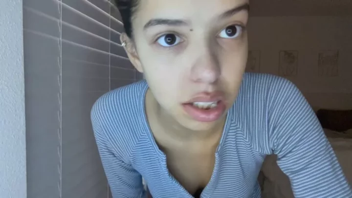 Screenshot 4 from Arianicolexxx – Aria Nicoles Night Time Skin Care Routine Sfw