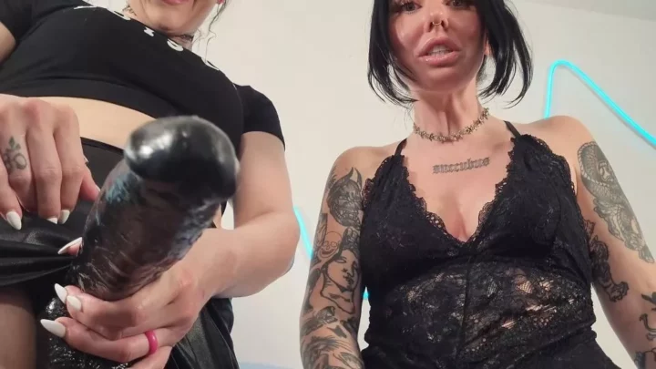 Screenshot 3 from Scarlett Cummings And Trinity Infinity – Double Dicked Down