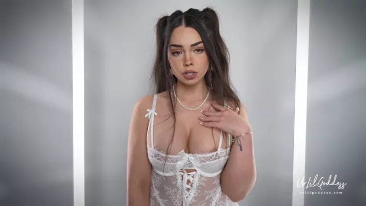 Screenshot 2 from Urlilgoddess – Captivated By Silence