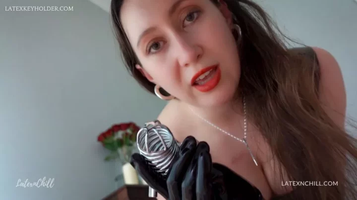 Screenshot 2 from Latexnchill – Leak In Your Cage