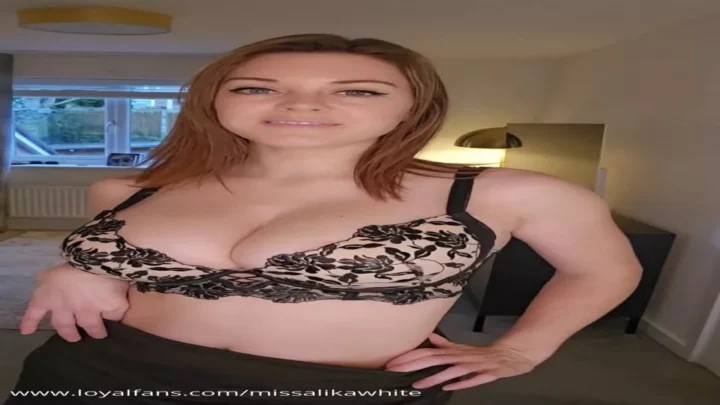 Screenshot 2 from Miss Alika White – Tits Game Joi