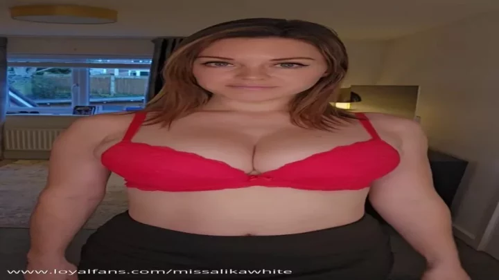 Screenshot 4 from Miss Alika White – Tits Game Joi