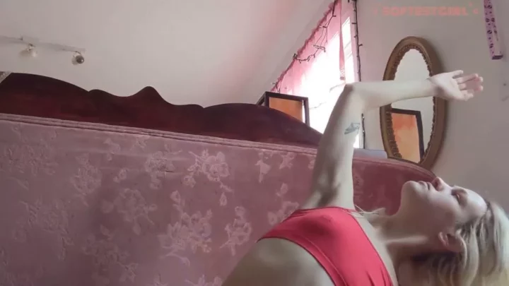 Screenshot 4 from Softestgirl – My Go To Shoulder Routine