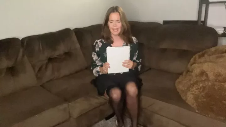 Maggierosexo – Naughty Mommy Therapist And Her Bitchboy