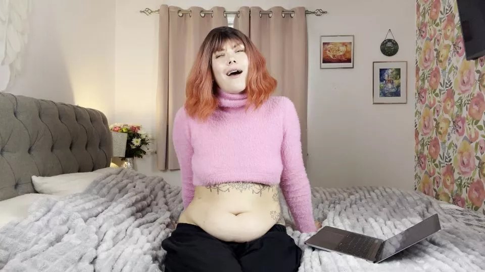 Play video: Yourhikerbabe – Vore Q And A Chit Chat