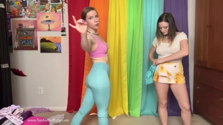 Screenshot 1 from Sashalikescats – Ass Focused Try On Haul With Workout Clothes Leggings Denim