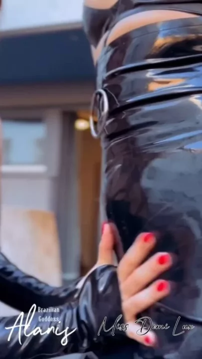 Screenshot 4 from Goddess Alanis And Miss Demi Lux – Two Dommes Shining Each Others Latex Clad Bodies
