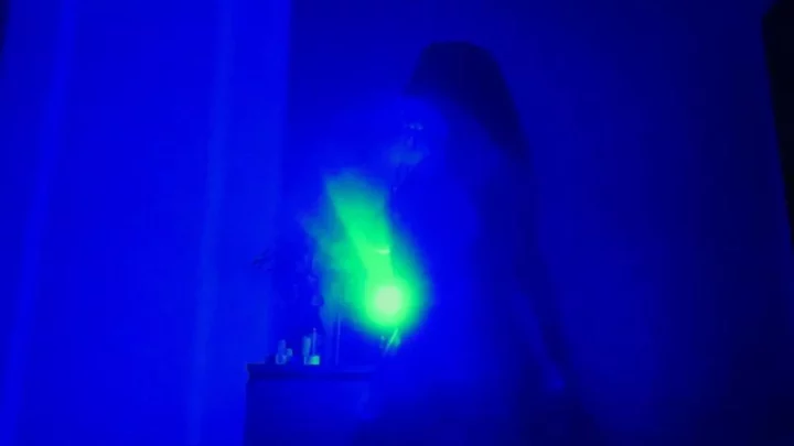 Screenshot 2 from Devillishgoddess – Dancing In The Dark