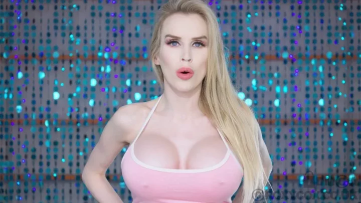 Screenshot 1 from Roxy Cox – Make My Huge Tits Pop Doctor