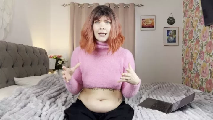Screenshot 3 from Yourhikerbabe – Vore Q And A Chit Chat