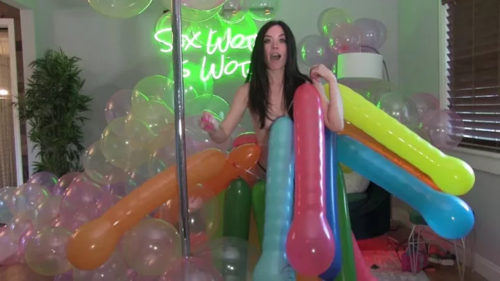 Screenshot 3 from Jasmin Jais – Topless Balloon Blowing And Popping