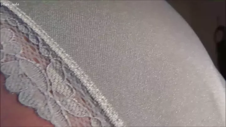 Screenshot 3 from Goddess Miss Jade – Jerk To My Panties Loser