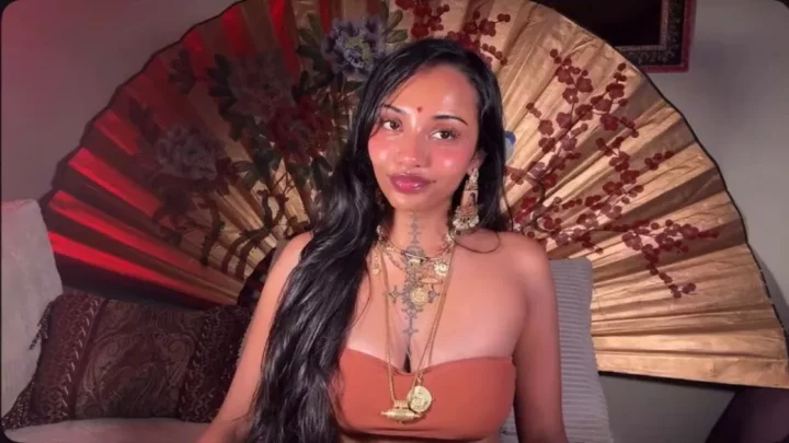 Screenshot 1 from Rani Punnani – Focus On Your Devotion Joi