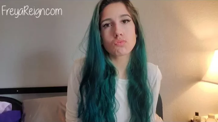 Screenshot 4 from Freya Reign – Suck A Dick For Me Roleplaying