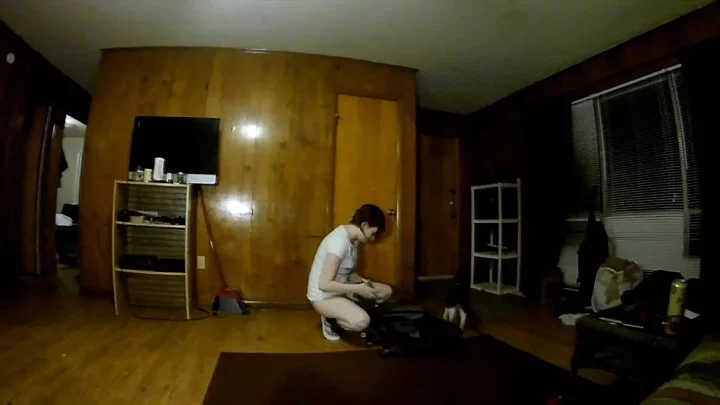 Screenshot 1 from Curvyelvishgirl – Ashamed To Be Bottomless 5