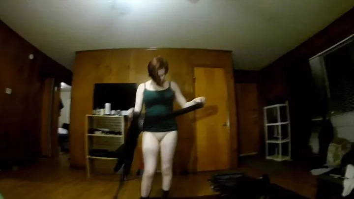 Screenshot 3 from Curvyelvishgirl – Ashamed To Be Bottomless 5